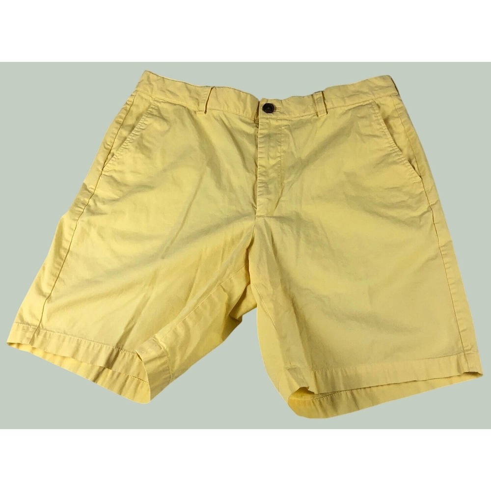 Brooks Brothers 346 Men's Chino Shorts Size 32 Yellow Golf Casual Cotton